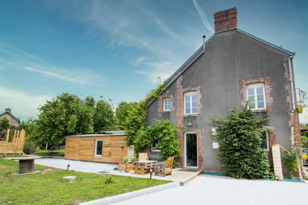 La Maison Reseau Cycle Et Gites Clécy Exterior foto
